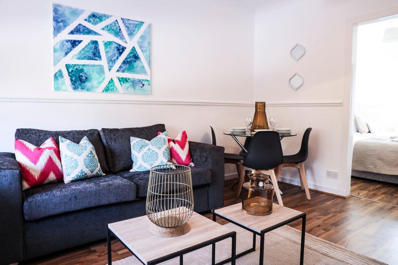 Meadowburn View Apartment Wishaw  Bagian luar foto