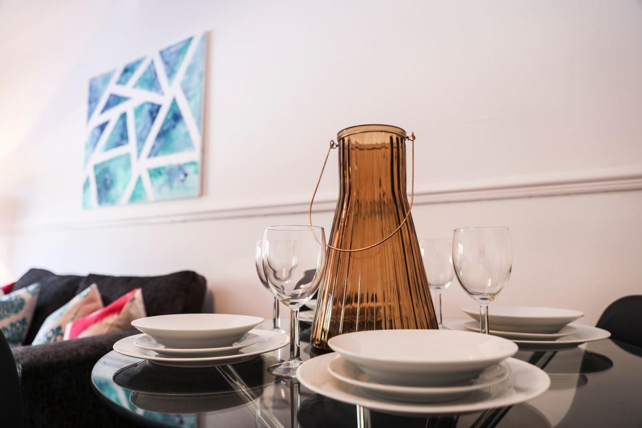 Meadowburn View Apartment Wishaw  Bagian luar foto